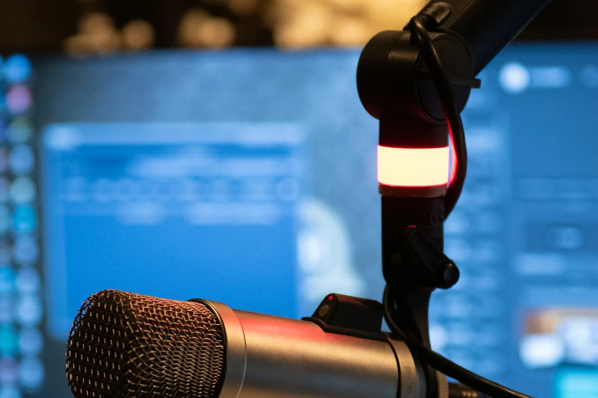 Microfoon in een radiostudio